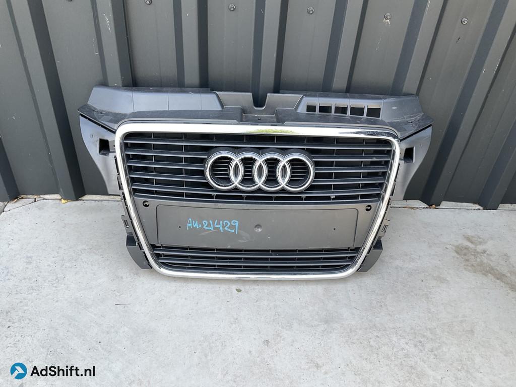 Bumper Grill Audi A3 - 8P0853651M Voorbumper Gril AU:21429, Auto-onderdelen, Carrosserie en Plaatwerk