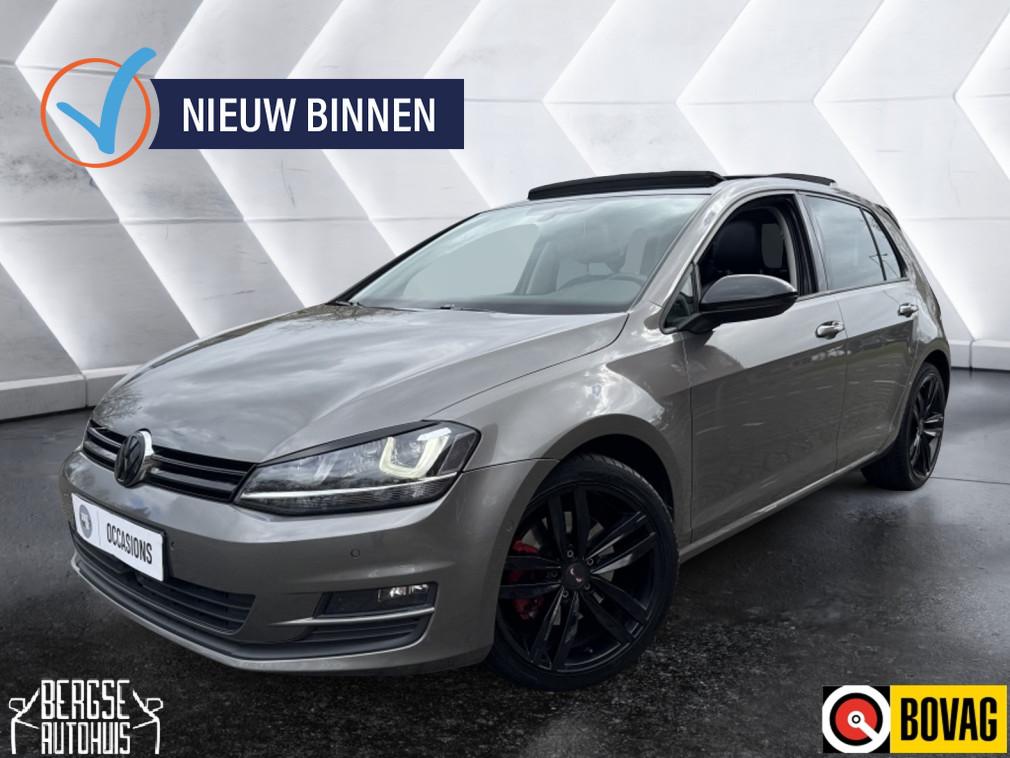 Volkswagen Golf 1.4 TSI Highline DSG ACT PANO CRUISE, Gebruikt, 4 cilinders, Leder en Stof, Origineel Nederlands