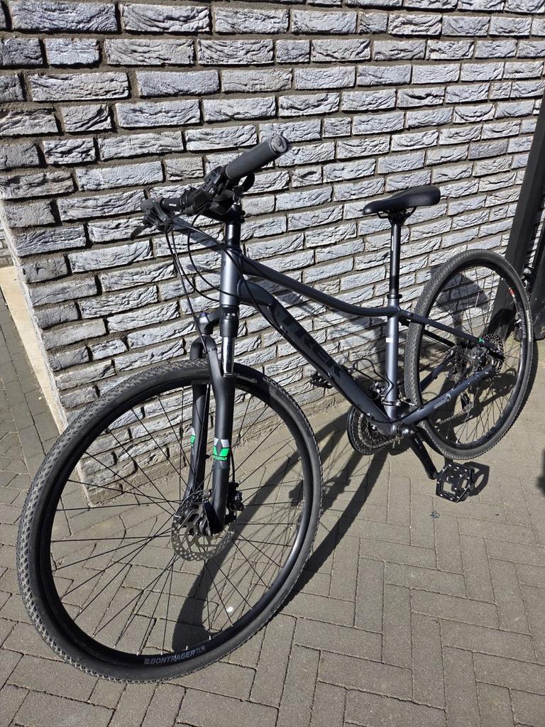 Trek Neko 3, weinig gebruikt, Gebruikt, Versnellingen, Schijfrem, Ophalen