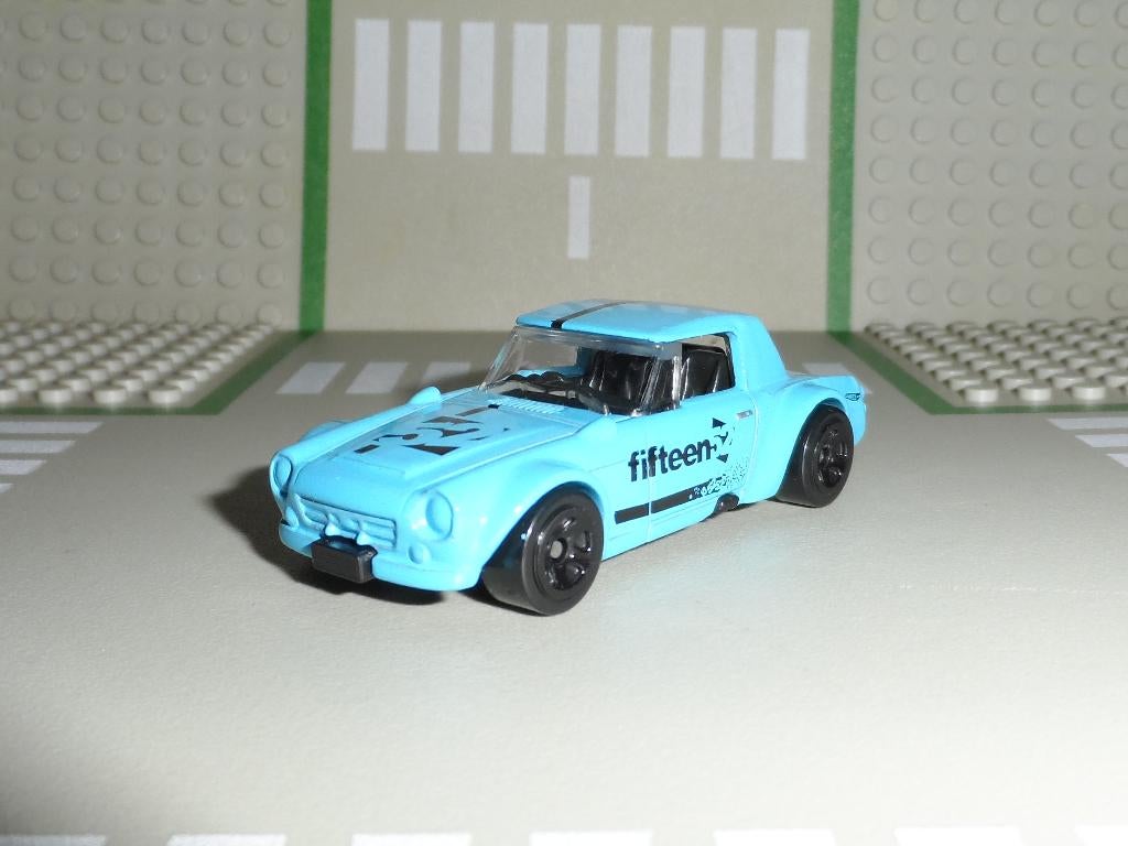 Hot Wheels - Datsun Fairlady 2000 (blauw) 1:64, Ophalen of Verzenden, Nieuw, Auto