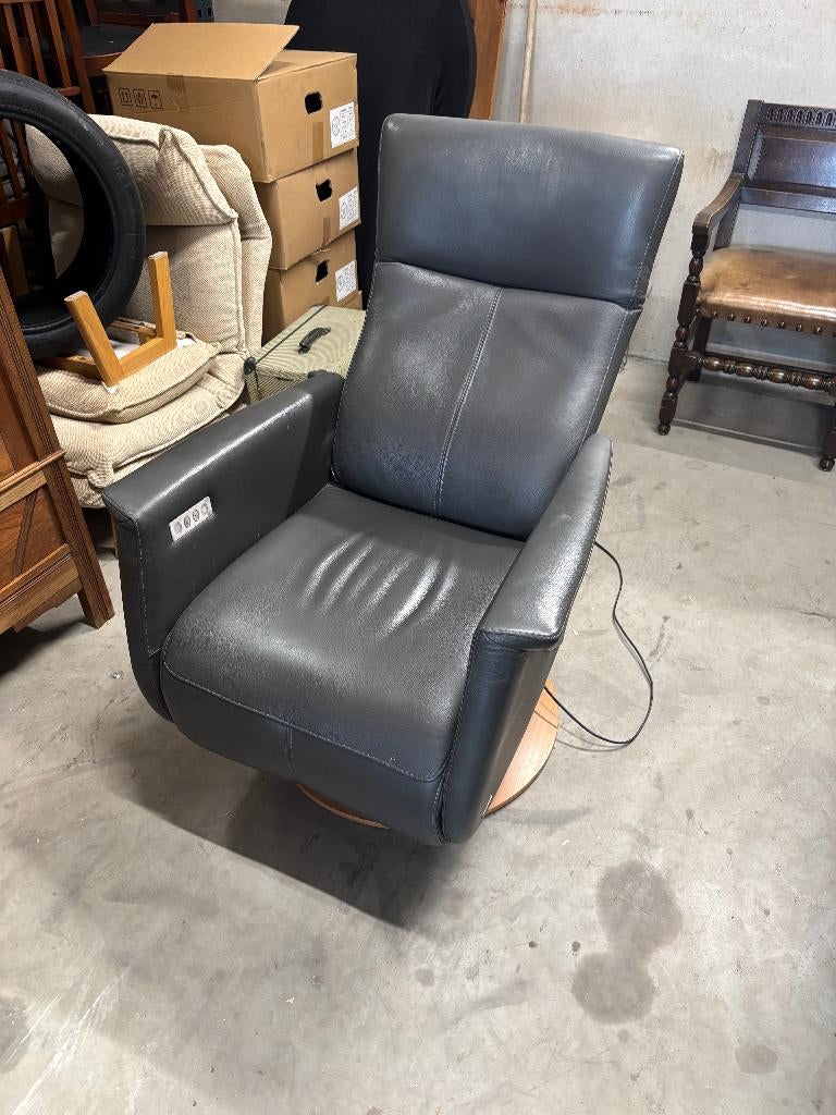 Prominent Elektrische Relaxfauteuil | Antraciet Leer, Ophalen, Minder dan 75 cm, Zo goed als nieuw, Prominent elektrische relax luxe