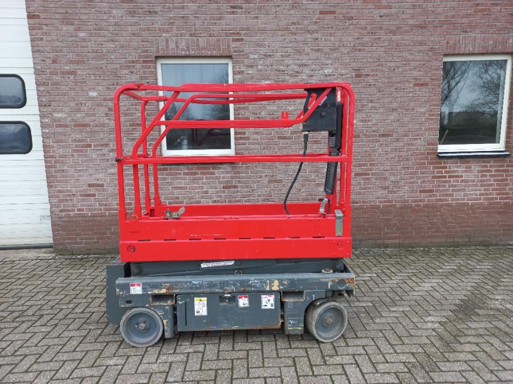 Hoogwerker haulotte schaarlift, Ophalen, Gebruikt