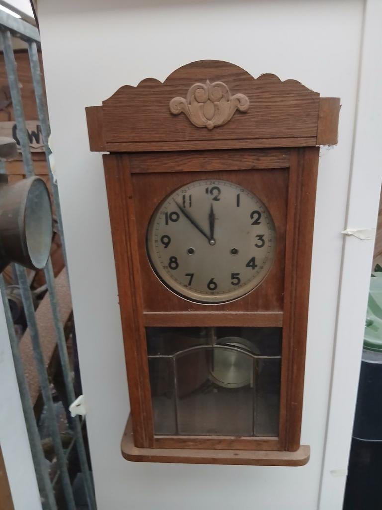 Oude klok restauratie nodig, Ophalen of Verzenden