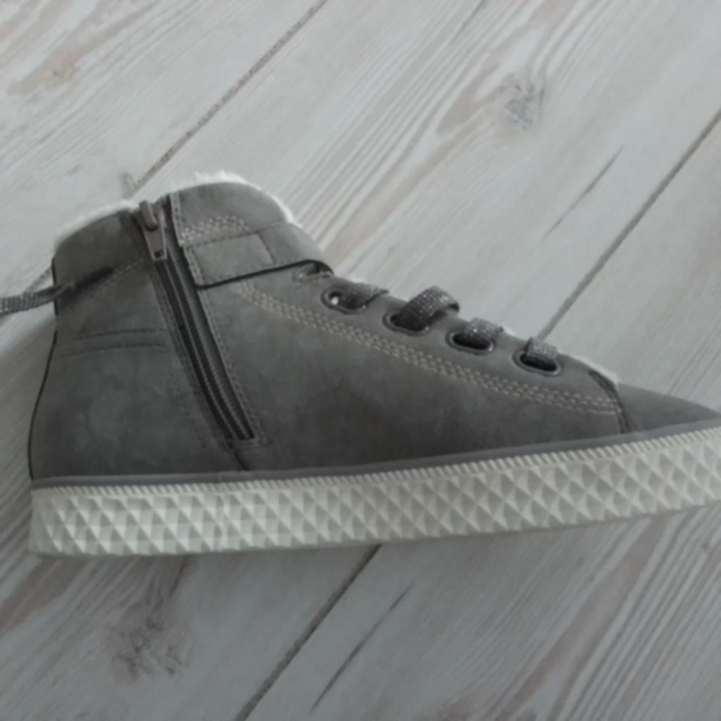 Boots, Ophalen of Verzenden, Nieuw, Grijs