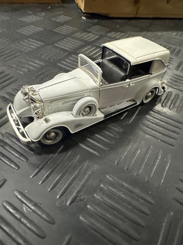 Cadillac Town Car Modelauto, Hobby en Vrije tijd, Modelauto's | 1:18, Ophalen, Gebruikt, Auto, Anson