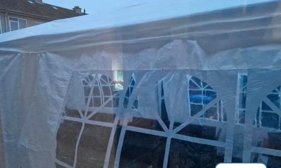 Partytent alleen de zijkanten ontbreekt.3x4, Tuin en Terras, Partytenten, Ophalen of Verzenden, Zo goed als nieuw, Minder dan 5 meter