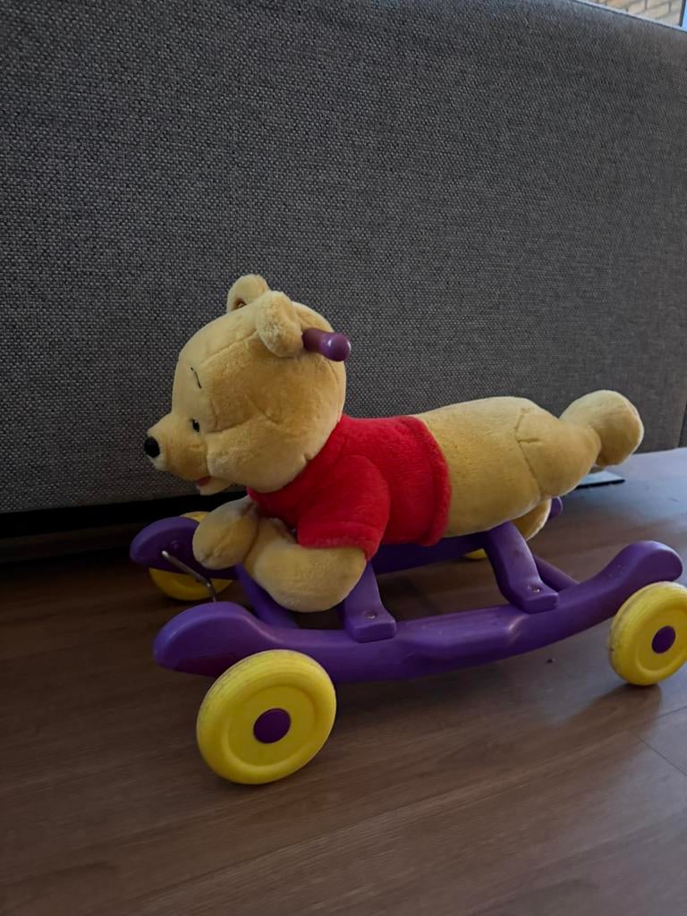 Hobbelstoel/loopwagentje van Winnie de Pooh, Ophalen, Zo goed als nieuw