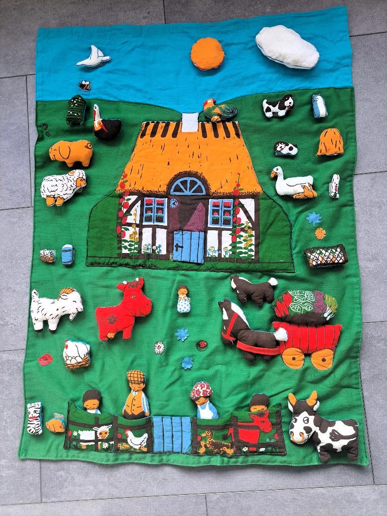 Wandkleed, Ophalen, Zo goed als nieuw