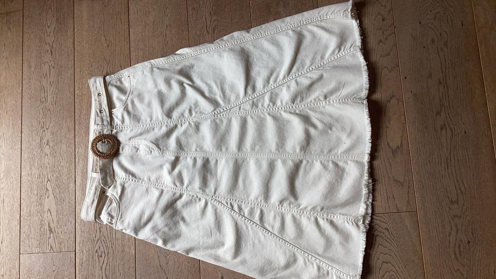 Ba&Sh Ecru Denim Midi Rok - Maat 40/42 - ZGAN, Kleding | Dames, Wit, Maat 42/44 (L), Ophalen of Verzenden, Zo goed als nieuw