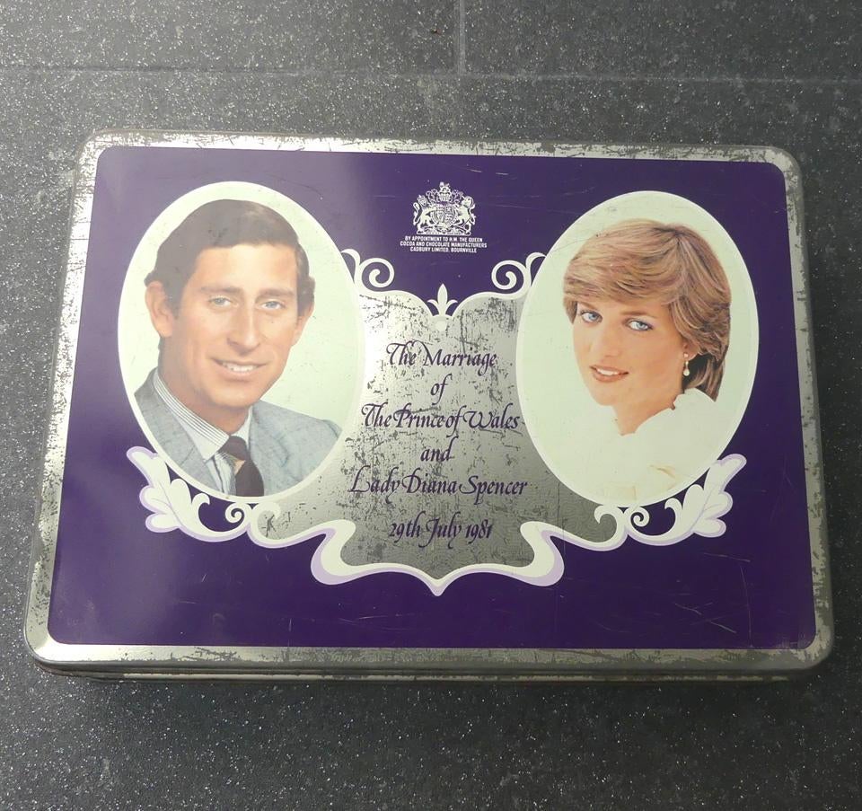 Charles & Diana blik huwelijk princess of Wales Cadbury's, Ophalen of Verzenden, Gebruikt, Buitenland, Overige typen