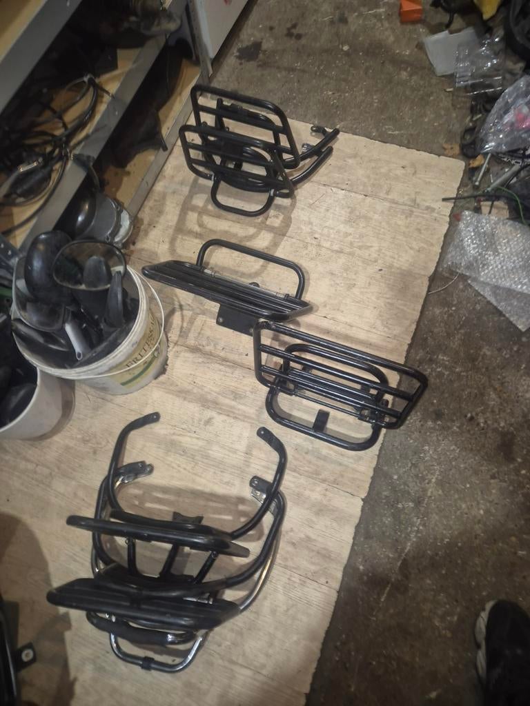 Piaggio/vespa rekjes, Ophalen