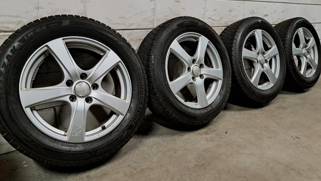 Lm-velgen ASX Outlander Eclipse Cross ix35 Tucson  215/60/17, Auto-onderdelen, Banden en Velgen, Banden en Velgen, 17 inch, Personenwagen