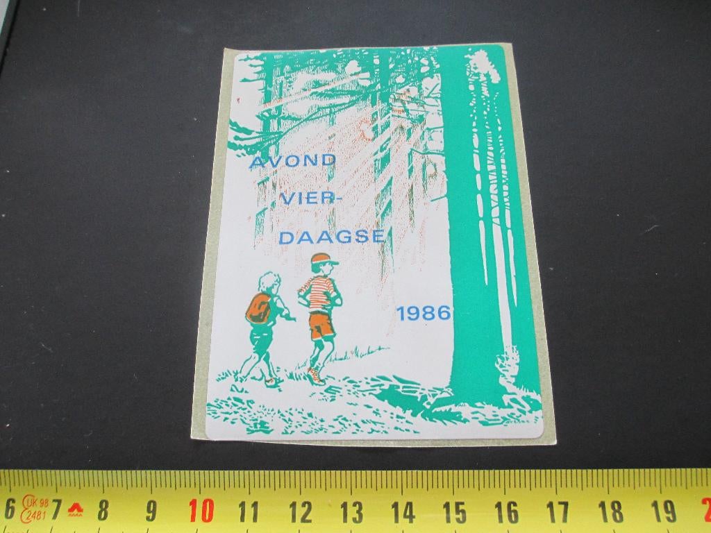 sticker Avondvierdaagse 1986  Wandelen *, Ophalen, Zo goed als nieuw