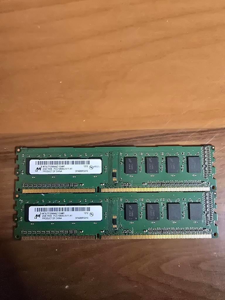 Micron 2GB PC3-10600U computer ramgeheugen 2 stuks, DDR3, Ophalen of Verzenden, Zo goed als nieuw, Desktop