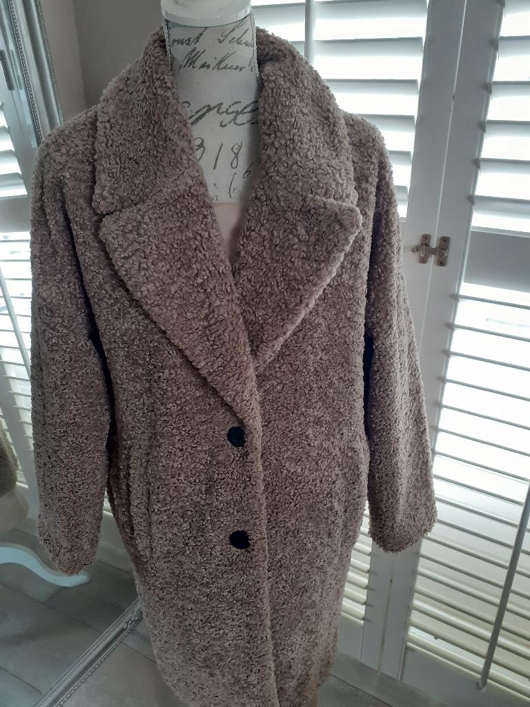 Prachtige mantel jas, ZARA, maat M, nieuwstaat!, Maat 38/40 (M), Bruin, Zara, Ophalen of Verzenden