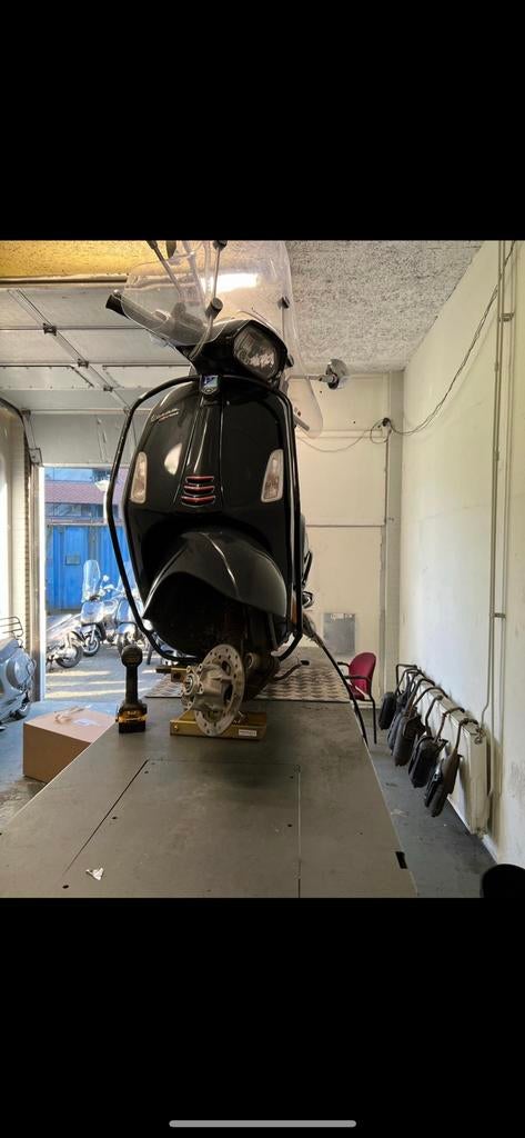 SCOOTER REPARATIE ALLE MERKEN GOEDKOOP VESPA ZIP PIAGGIO AGM, Ophalen of Verzenden, Zo goed als nieuw, Piaggio