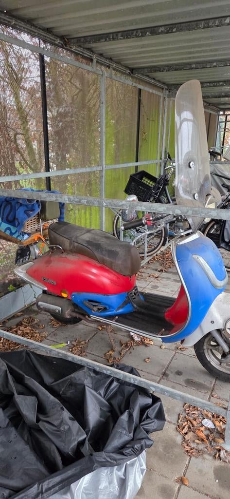 Retro scooter staat wel in middelbeers, Ophalen of Verzenden, Gebruikt, Benzine, Overige modellen