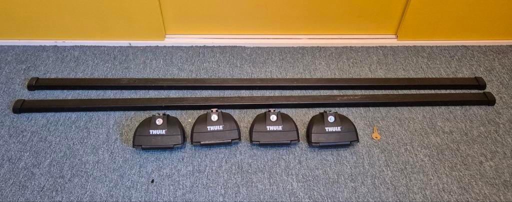 Thule Dakdragers Squarebar 128cm - Gesloten Dakrails, Ophalen of Verzenden, Gebruikt