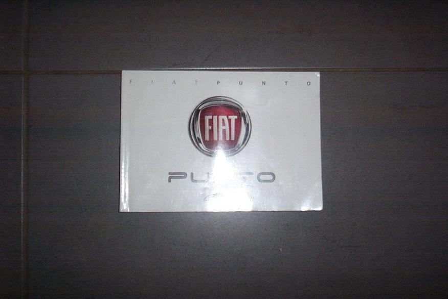Multimedia/radioboekje voor FIAT PUNTO  2009/2012, Auto diversen, Handleidingen en Instructieboekjes, Ophalen of Verzenden
