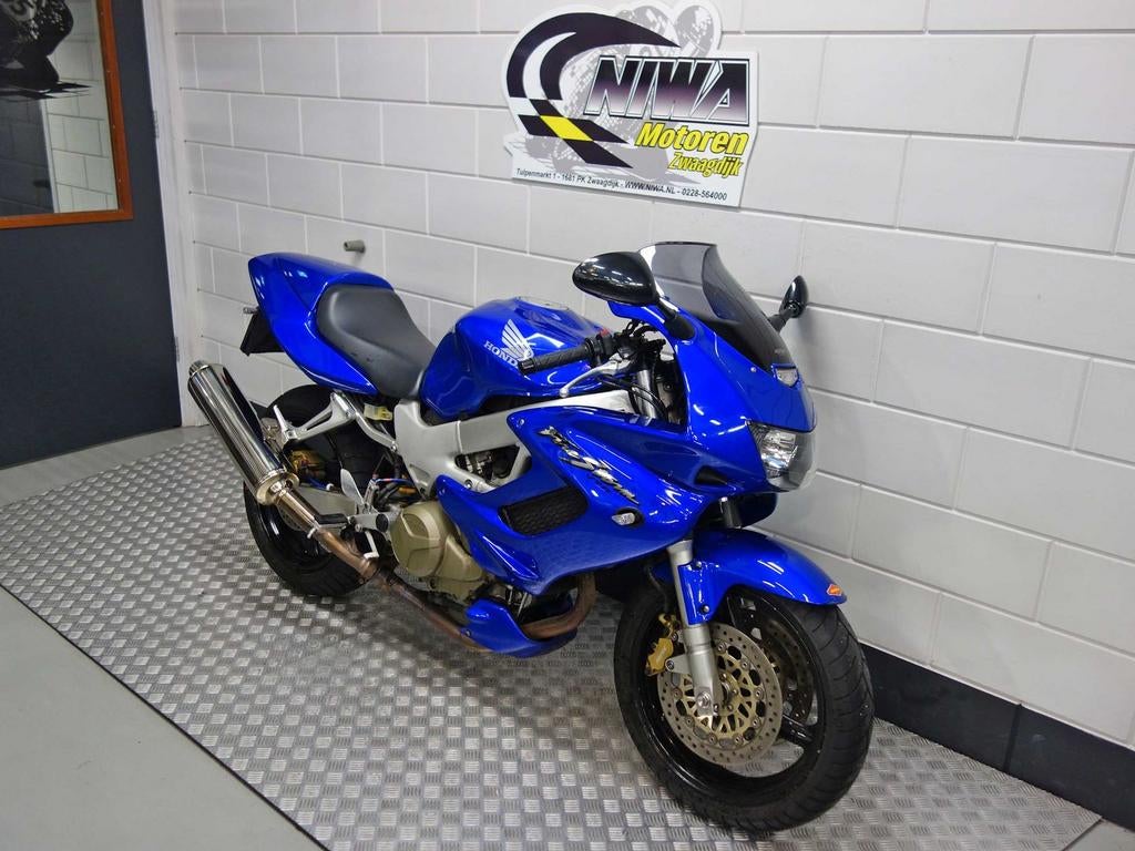 HONDA VTR 1000 F FIRESTORM - foto 2