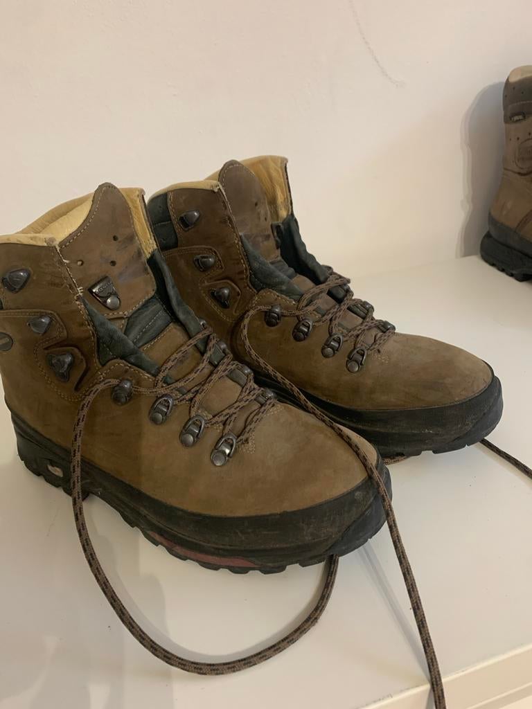 Lowa Dames Bergwandelschoenen Maat 41 (39-40), Bruin, Lowa, Gedragen, Wandelschoenen