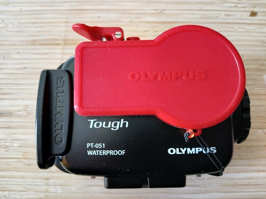 Olympus PT-051 onderwaterhuls, Ophalen of Verzenden, Zo goed als nieuw, 10 t/m 40 meter, Onderwaterhuis