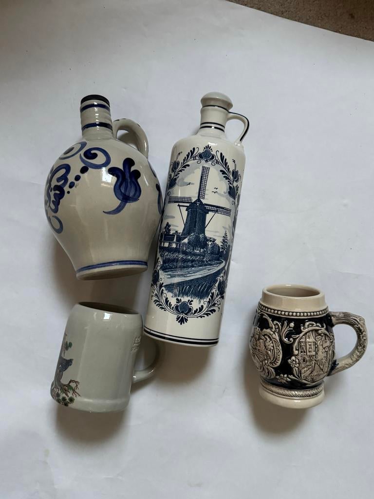 Delfts Blauw Collectie: Kan, Fles en Bekers, Ophalen