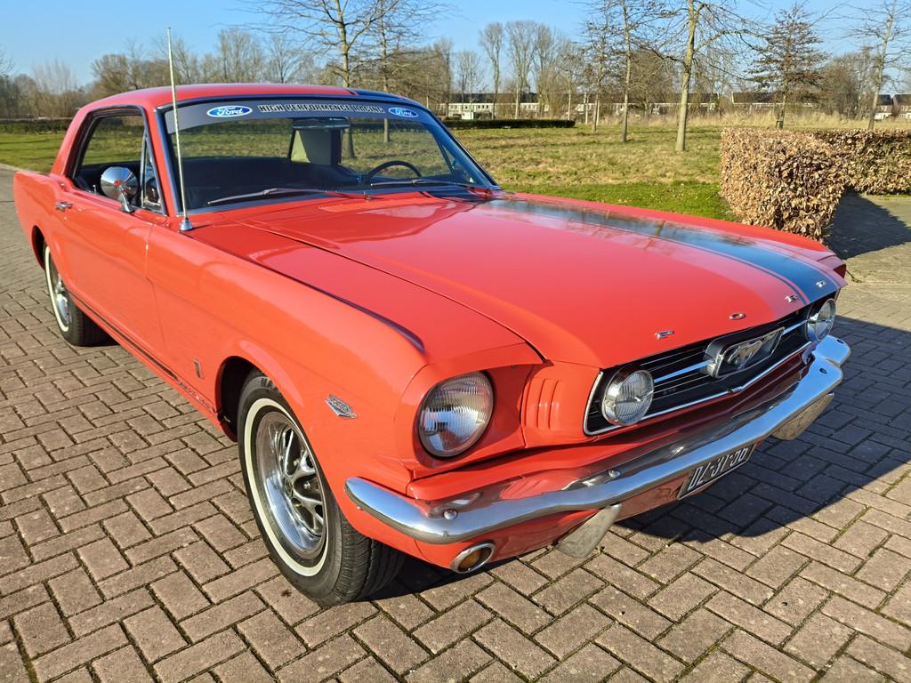 Ford Mustang HARDTOP V8 COUPE A CODE! (bj 1966, automaat), Auto's, 5000 cc, Zwart, Origineel Nederlands, Bedrijf