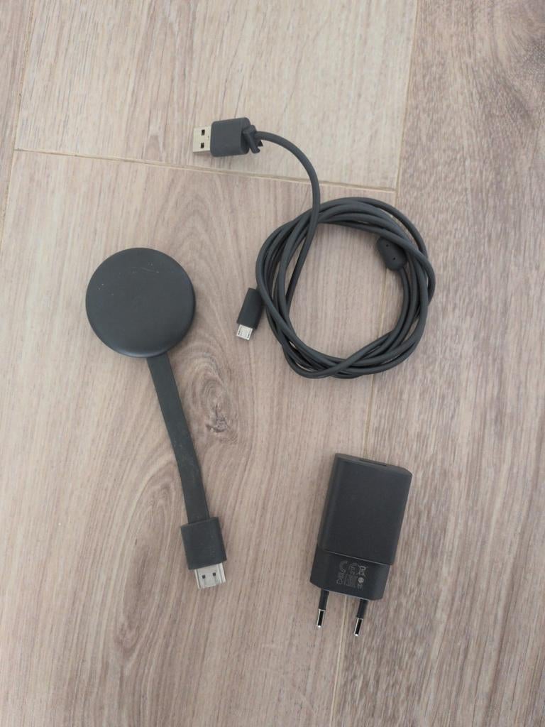 Google Chromecast V3 met kabel en stekkerblok, Verzenden, Zo goed als nieuw