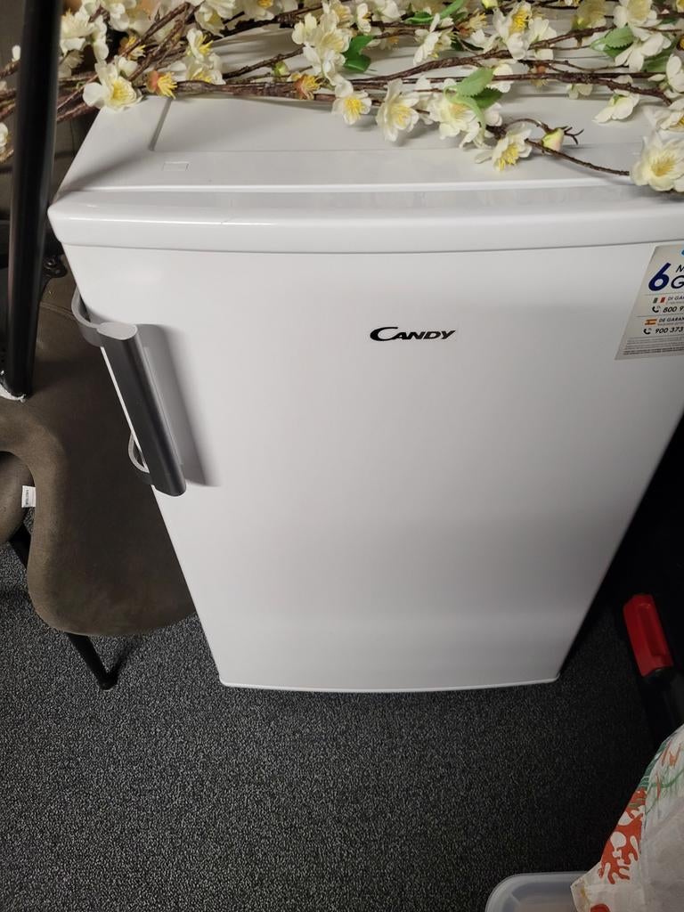 Tafelmodel koelkast met vriesvakje 1xgebruikt 125 euro ., Witgoed en Apparatuur, Koelkasten en IJskasten, 100 tot 150 liter, Zo goed als nieuw