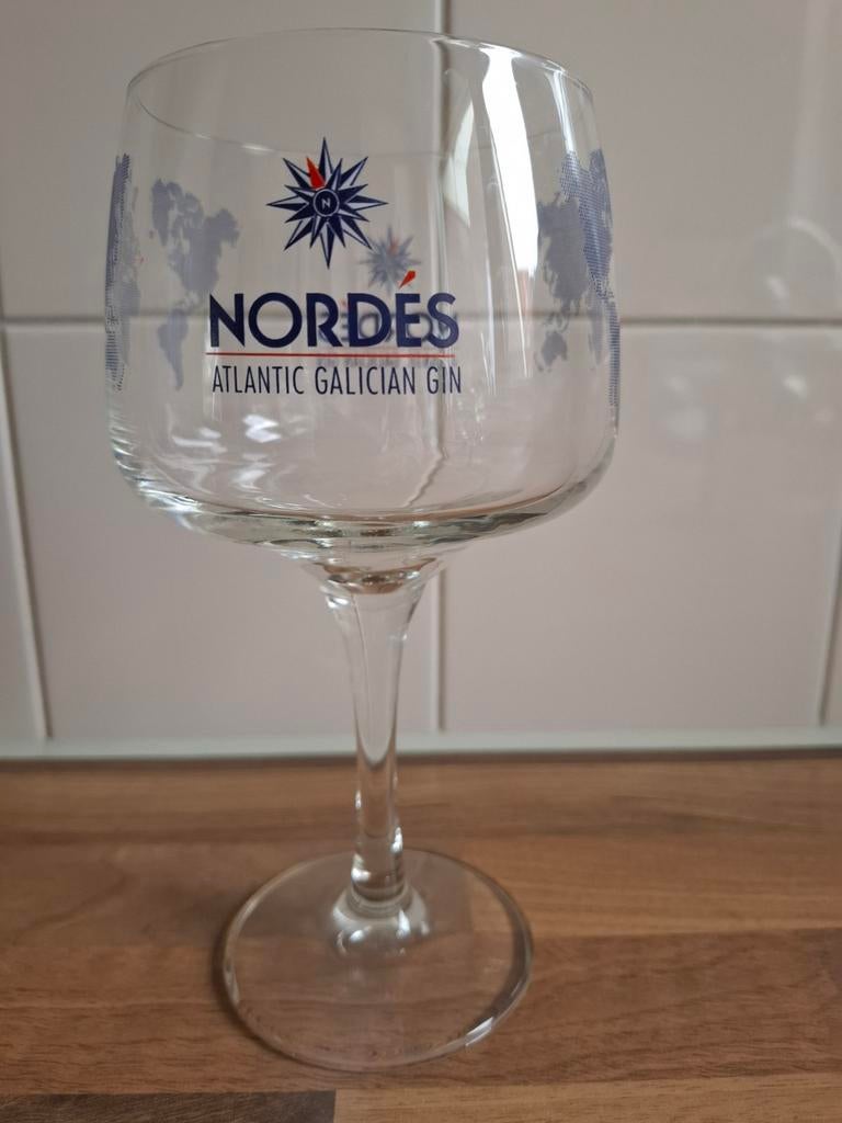 Nieuw Nordes gin glas, Ophalen of Verzenden, Glas of Glazen, Overige merken