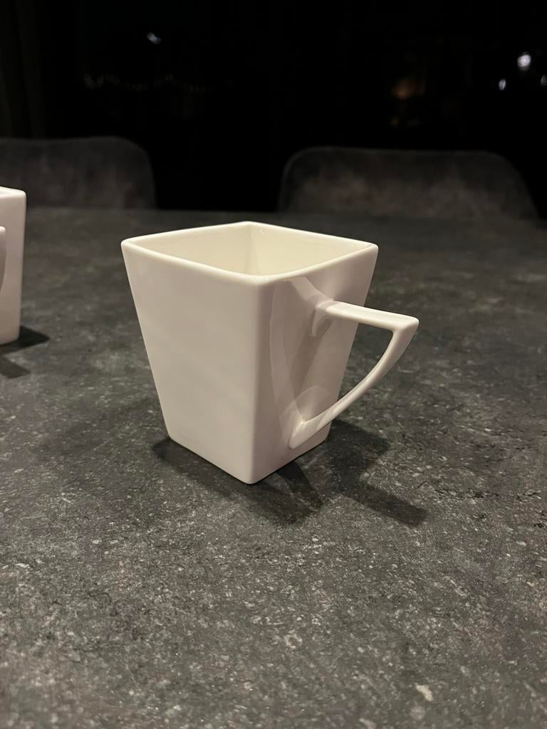 Vierkante witte kopjes/mokken Xenos (15 stuks), Ophalen, Zo goed als nieuw, Overige stijlen, Kop(pen) en/of Schotel(s)