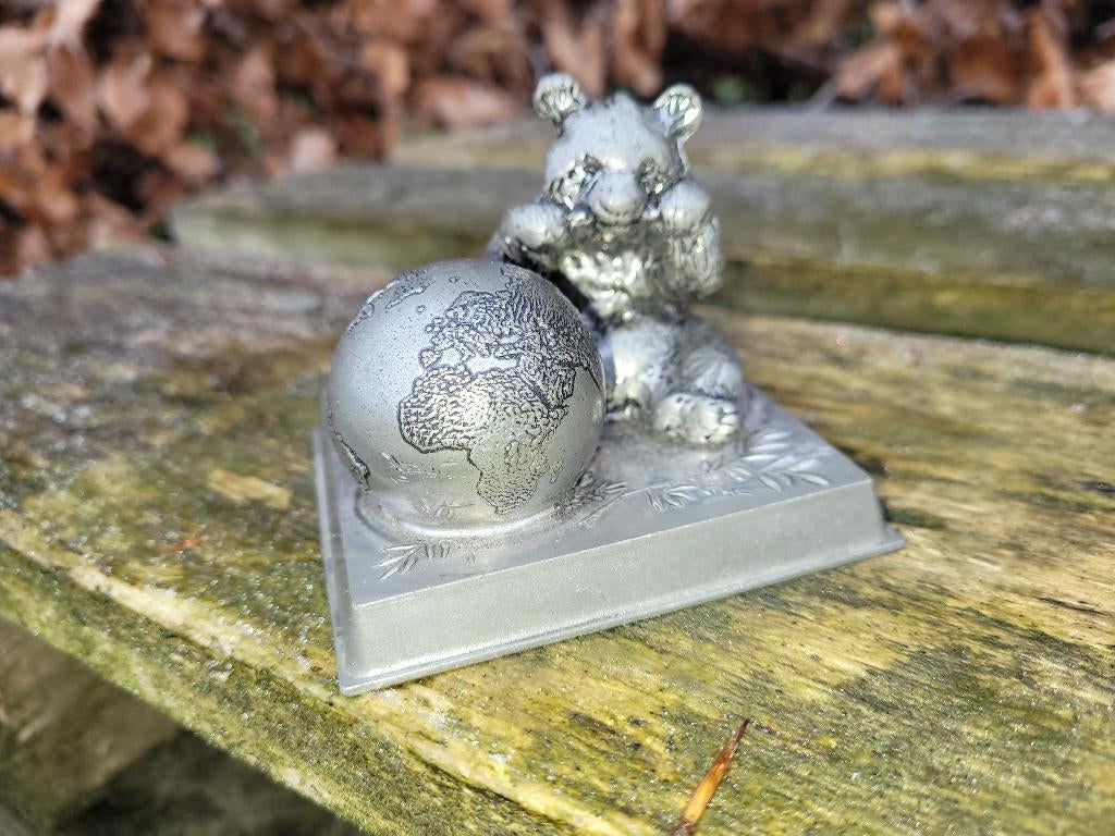 schitterende vintage verzilverde panda beeld van wwf, Ophalen of Verzenden, Zo goed als nieuw, Mens