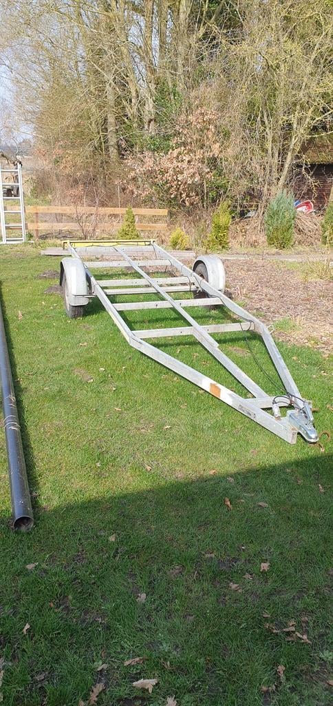 Aanhanger /boottrailer met uitschuifbare lichtbalk, Ophalen, Gebruikt