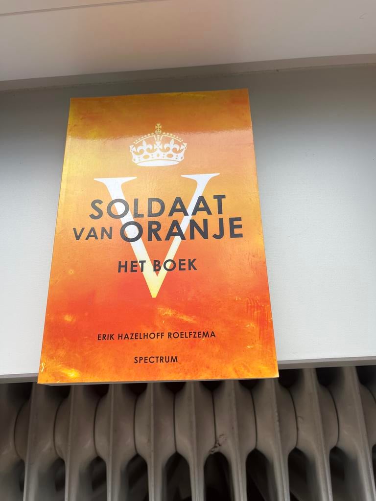 Soldaat van Oranje het boek Erik Hazelhoff Roelfzema, Boeken, Ophalen of Verzenden, 20e eeuw of later, Zo goed als nieuw