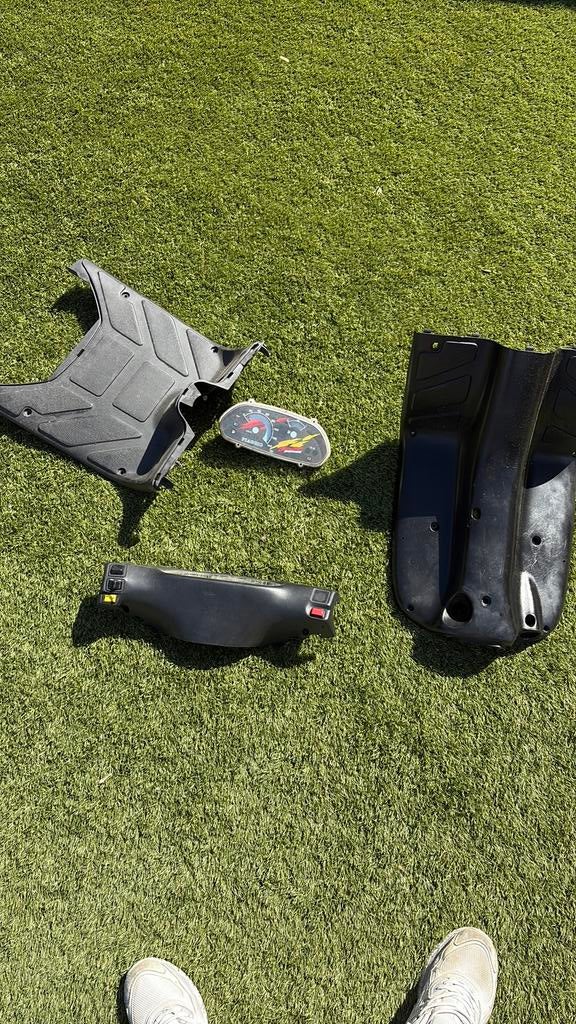 Binnenkappenset typhoon, Fietsen en Brommers, Brommeronderdelen | Scooters, Ophalen, Zo goed als nieuw, Piaggio