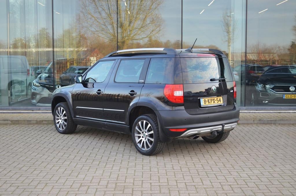 Skoda Yeti 1.2 TSI Adventure | Cruise controle | Trekhaak |, Voorwielaandrijving, Euro 5, Stof, Gebruikt