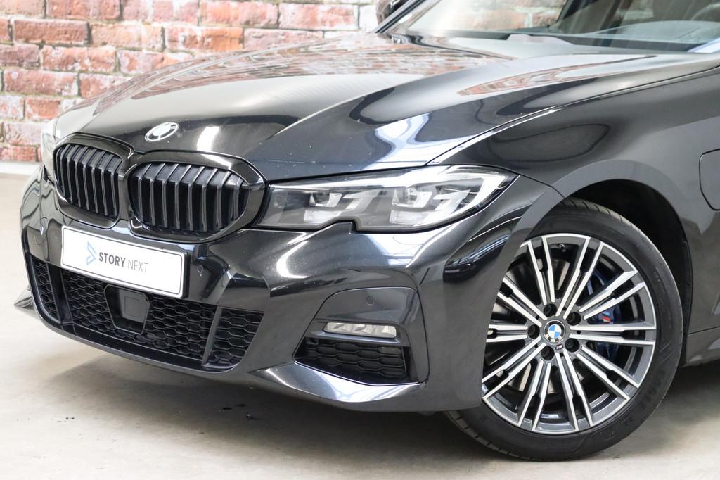 BMW 3 Serie Sedan 330e High Executive M Sport Pakket Automaa, 1998 cc, Achterwielaandrijving, Gebruikt, Zwart