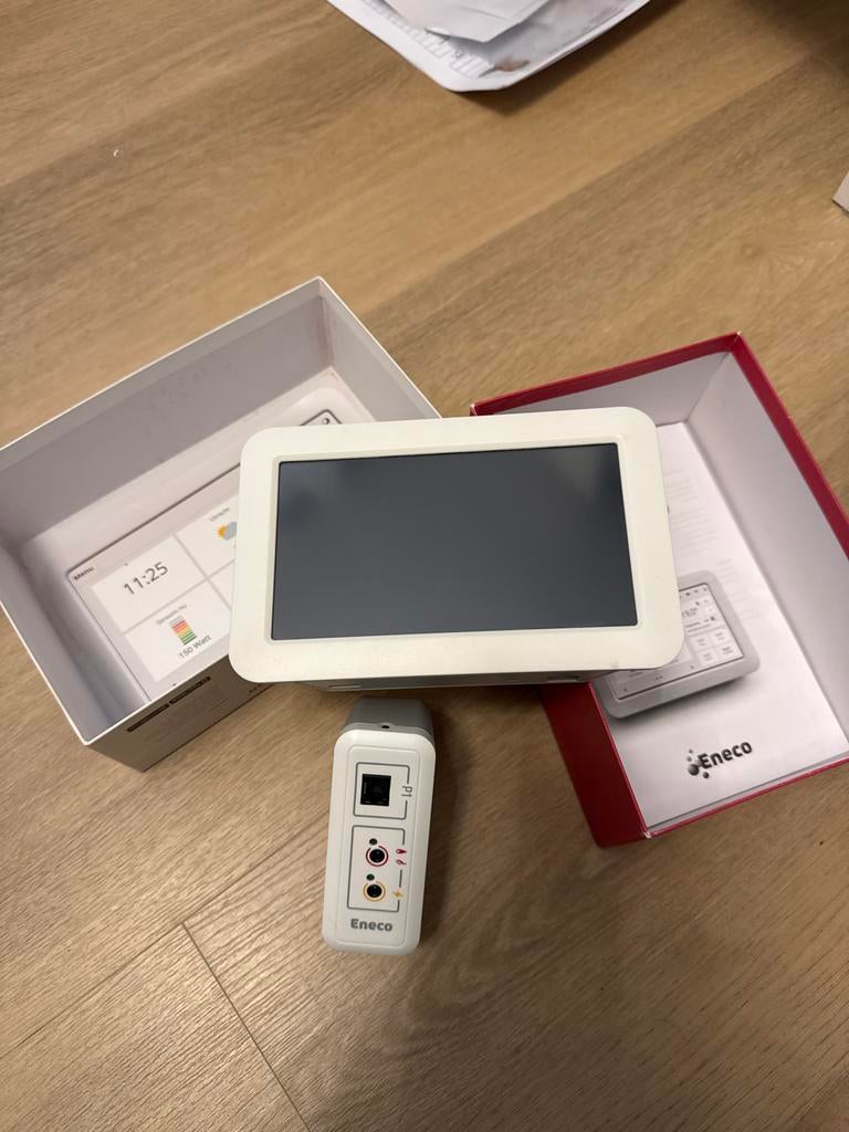 Eneco Toon thermostaat met P1 meter, Ophalen of Verzenden, Slimme thermostaat, Gebruikt