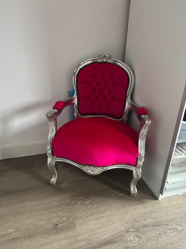 koningin stoel/ kinderstoel, Ophalen, Zo goed als nieuw, Stoel(en)