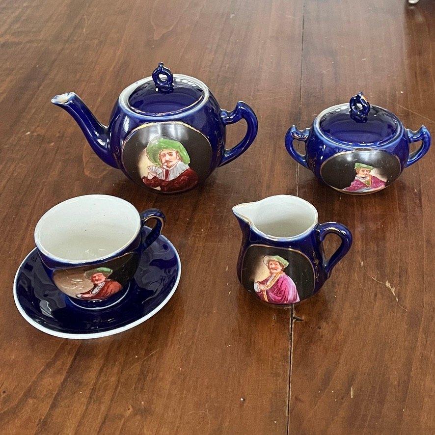 Theeserviesje, Antiek en Kunst, Ophalen of Verzenden