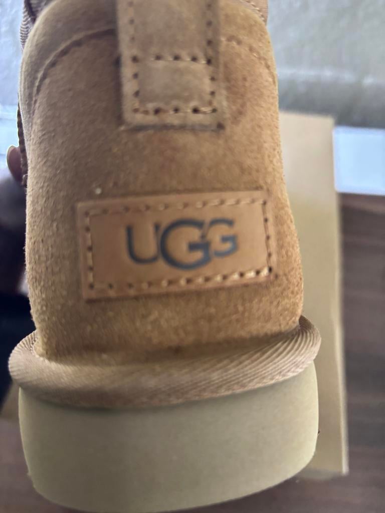 Ugg Classic Ultra Mini - Maat 42, Kleding | Dames, Ophalen of Verzenden, Nieuw, Bruin, Lage of Enkellaarzen