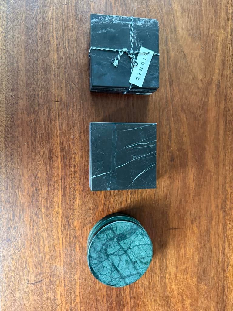 2 sets marmeren onderzetters Stoned, Overige materialen, Overige typen, Ophalen of Verzenden, Zo goed als nieuw