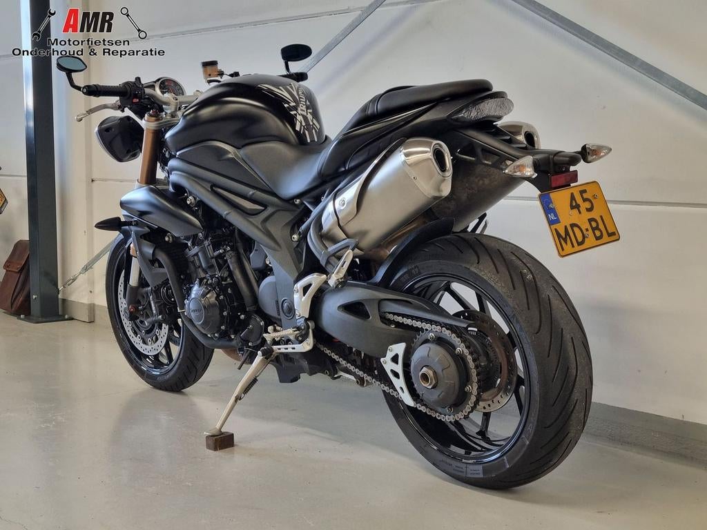 TRIUMPH SPEED TRIPLE 1050 ABS (bj 2013) - foto 3
