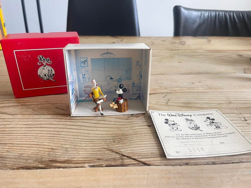 Mickey mouse en walt disney 60th anniverary pixi 4604 zeldza, Ophalen, Mickey Mouse, Zo goed als nieuw, Beeldje of Figuurtje