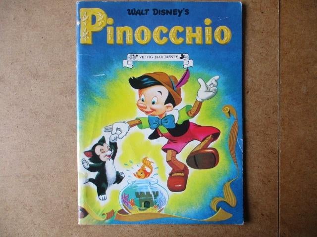 adv8483 pinocchio, Boeken, Eén stripboek, Ophalen, Gelezen