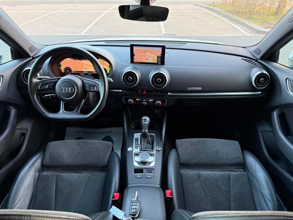 Audi A3 Sportback 40 e-tron Sport 204PK S18/LED/CAM/NAV/LEER, Gebruikt, 4 cilinders, Wit, Hybride Elektrisch/Benzine