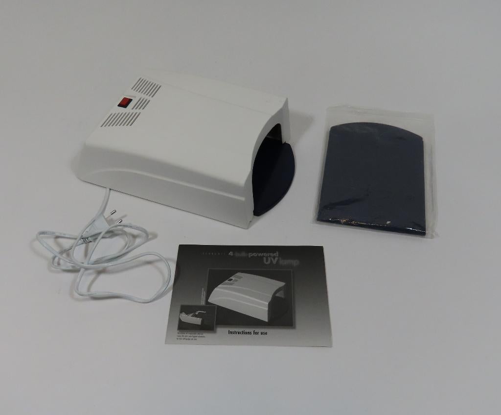 UV Nagel lamp met 4 lampen, Ophalen of Verzenden, Zo goed als nieuw, Hand- en Voetverzorging