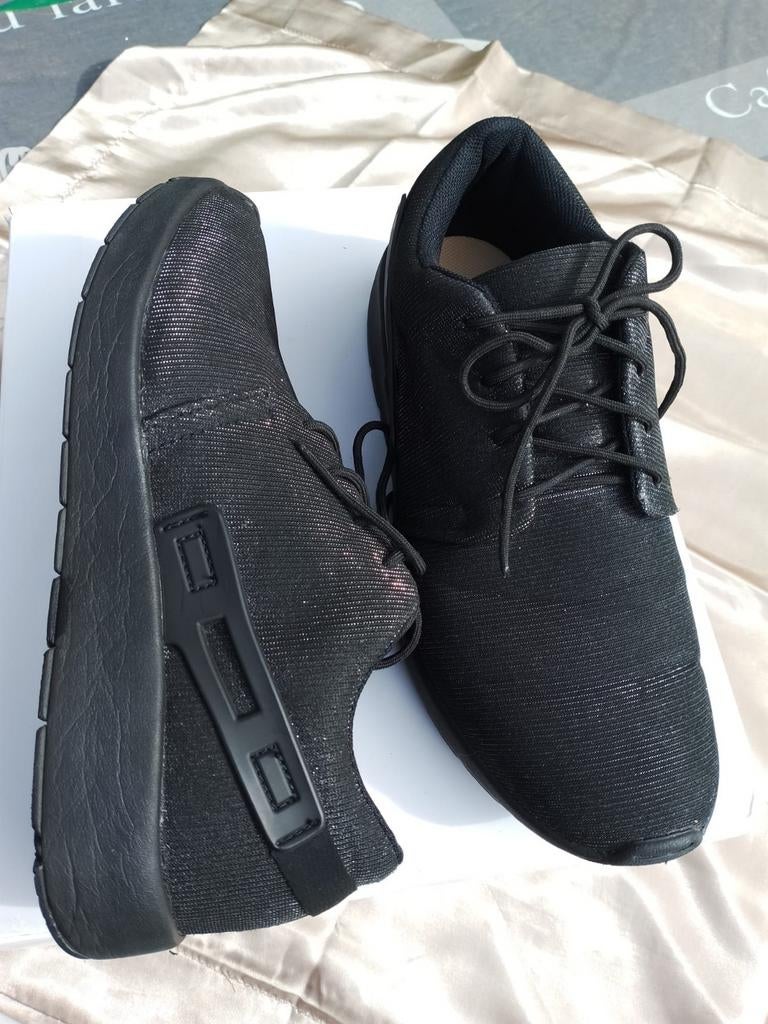 Lichtgewicht comfortabele schoenen, 38 glitters effect, Verzenden, Zwart, Sneakers of Gympen, Zo goed als nieuw