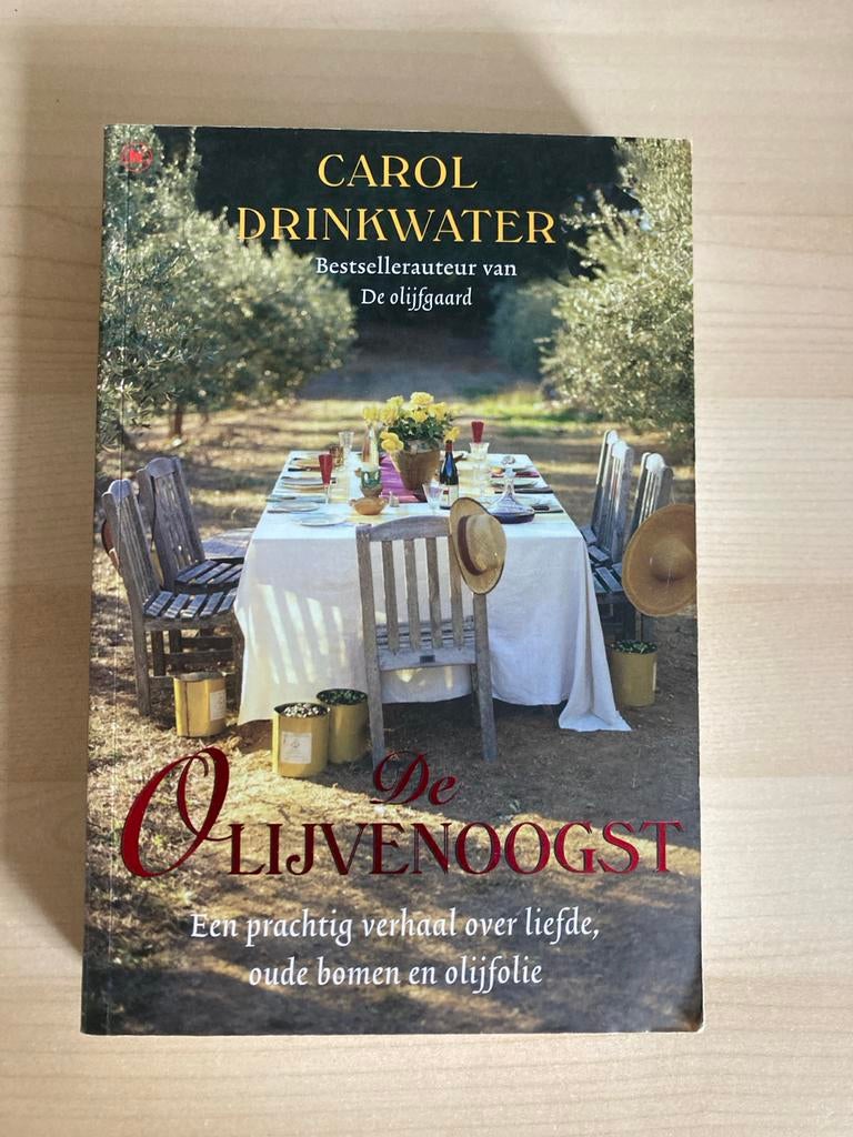 De Olijvenoogst - Carol Drinkwater, Ophalen of Verzenden, Gelezen, Nederland